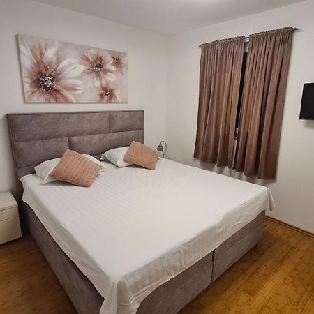 Apartment Fortuna Makarska Ngoại thất bức ảnh